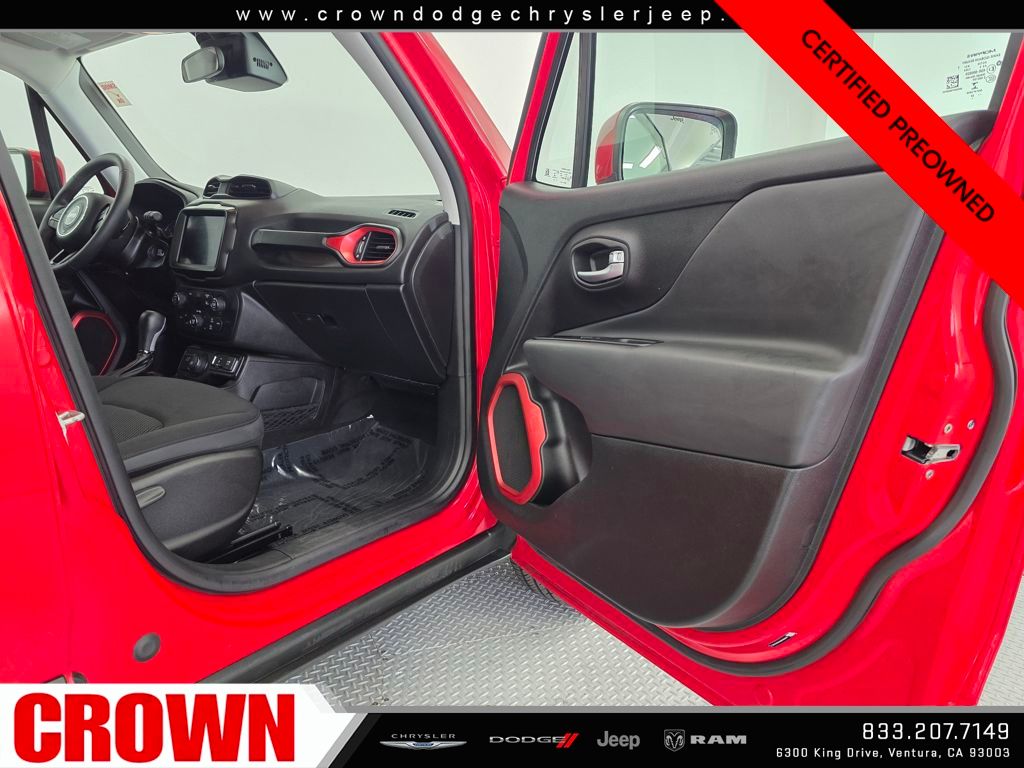 2022 Jeep Renegade Latitude photo 10