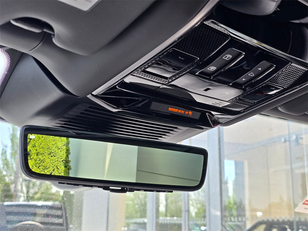 2025 Land Rover Range Rover Autobiography photo 14