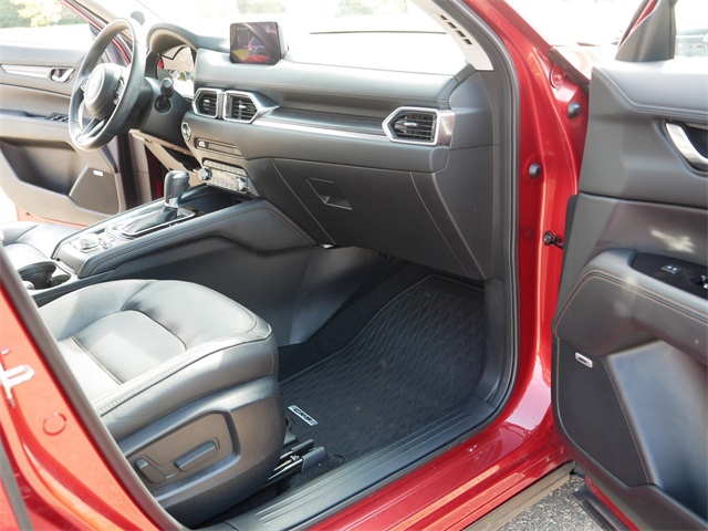 2019 Mazda CX-5 Grand Touring photo 17