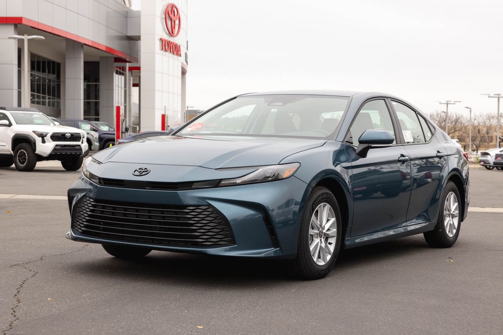 2025 Toyota Camry LE photo 2