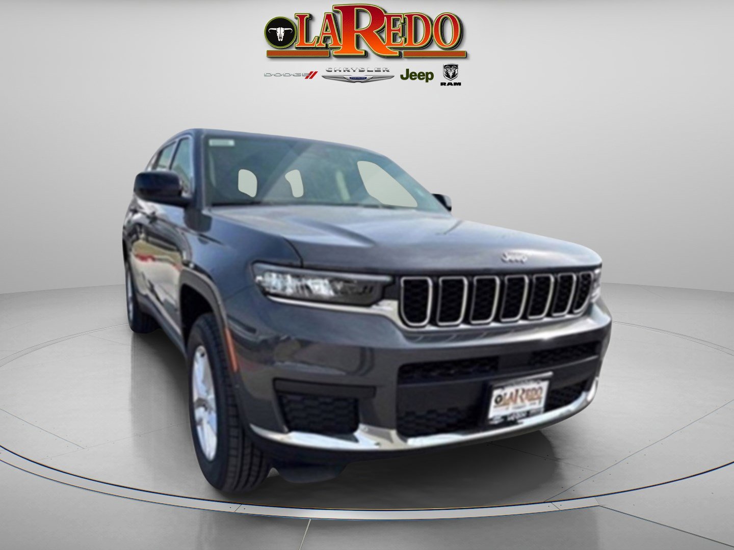 2025 Jeep Grand Cherokee L Laredo's photo
