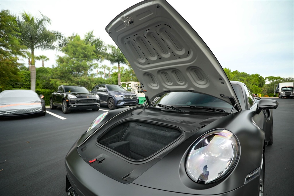2022 Porsche 911 Turbo S photo 17