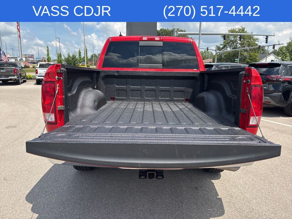 2023 Ram 1500 SLT photo 6