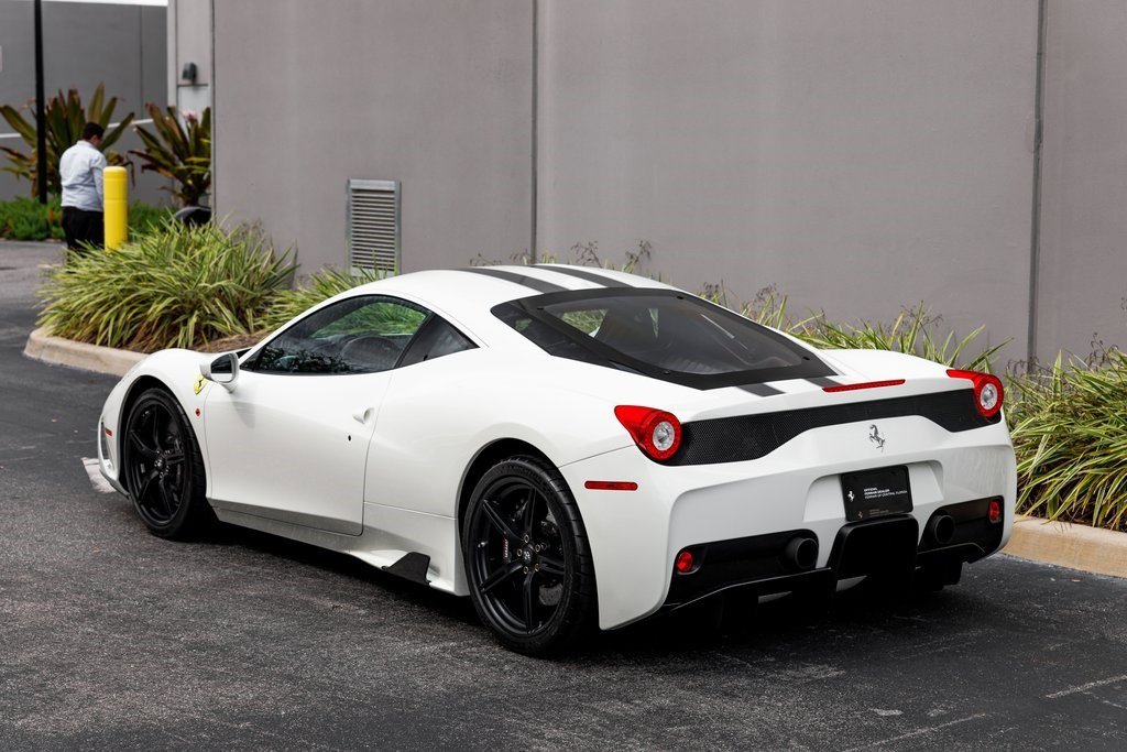 2015 Ferrari 458 Italia Speciale photo 3