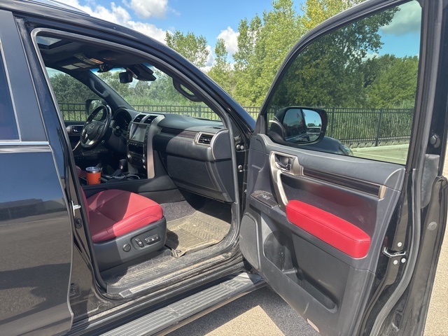 2021 Lexus GX 460 Black Line Special Edition photo 15