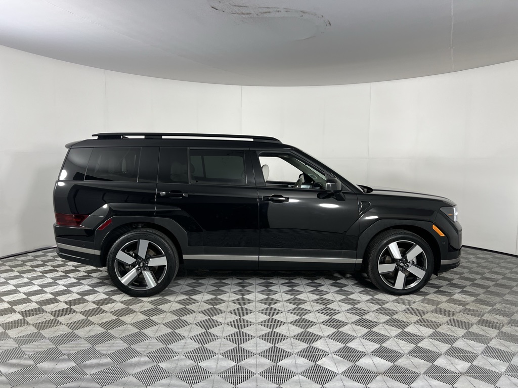 2024 Hyundai Santa Fe Limited photo 2