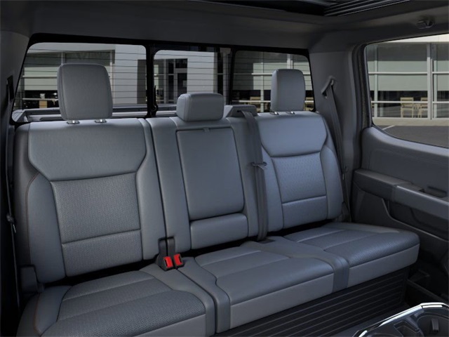 2025 Ford F-150 Lightning Lariat photo 11