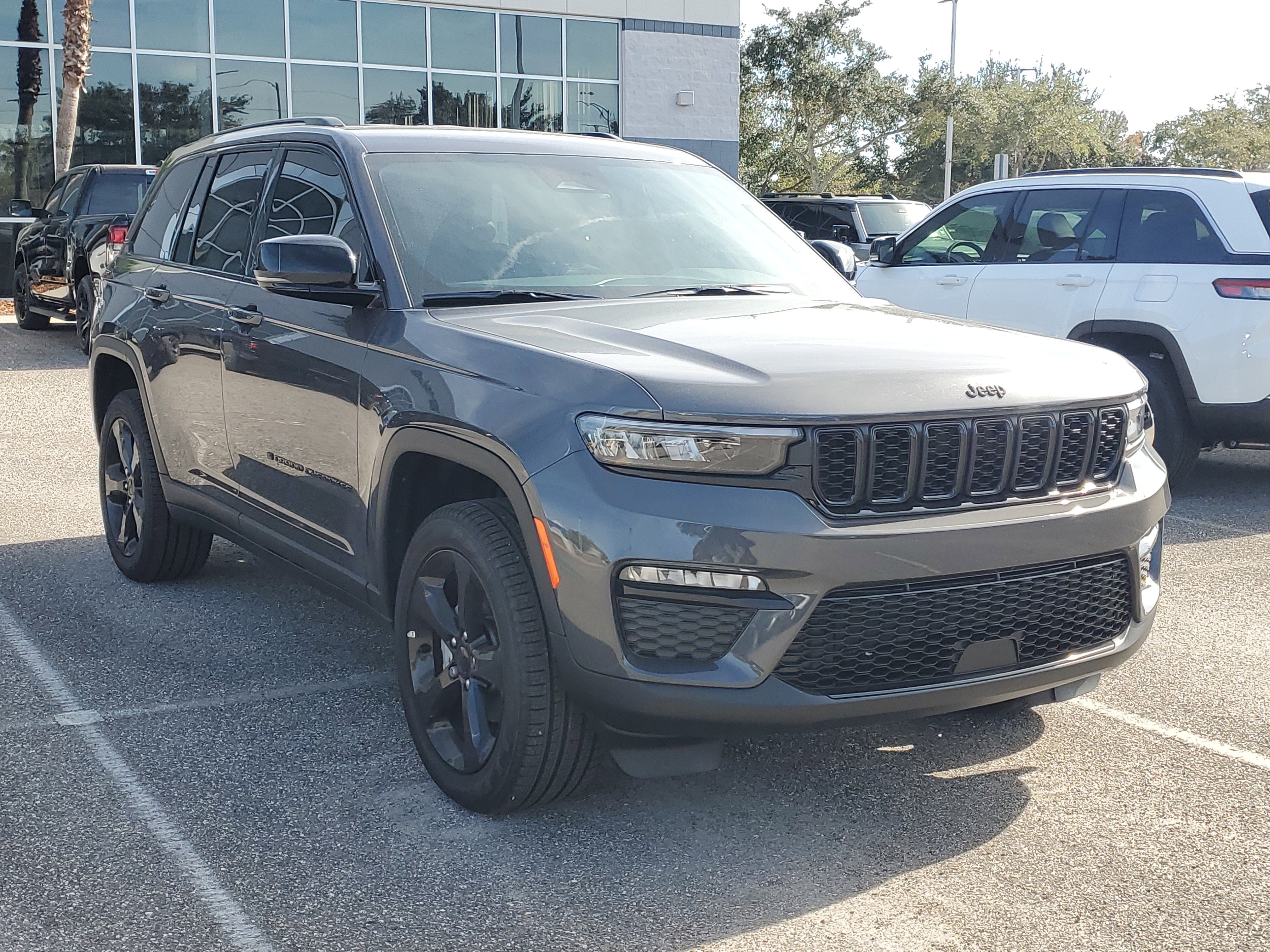 2025 Jeep Grand Cherokee Limited's photo