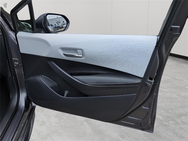 2025 Toyota Corolla SE photo 34
