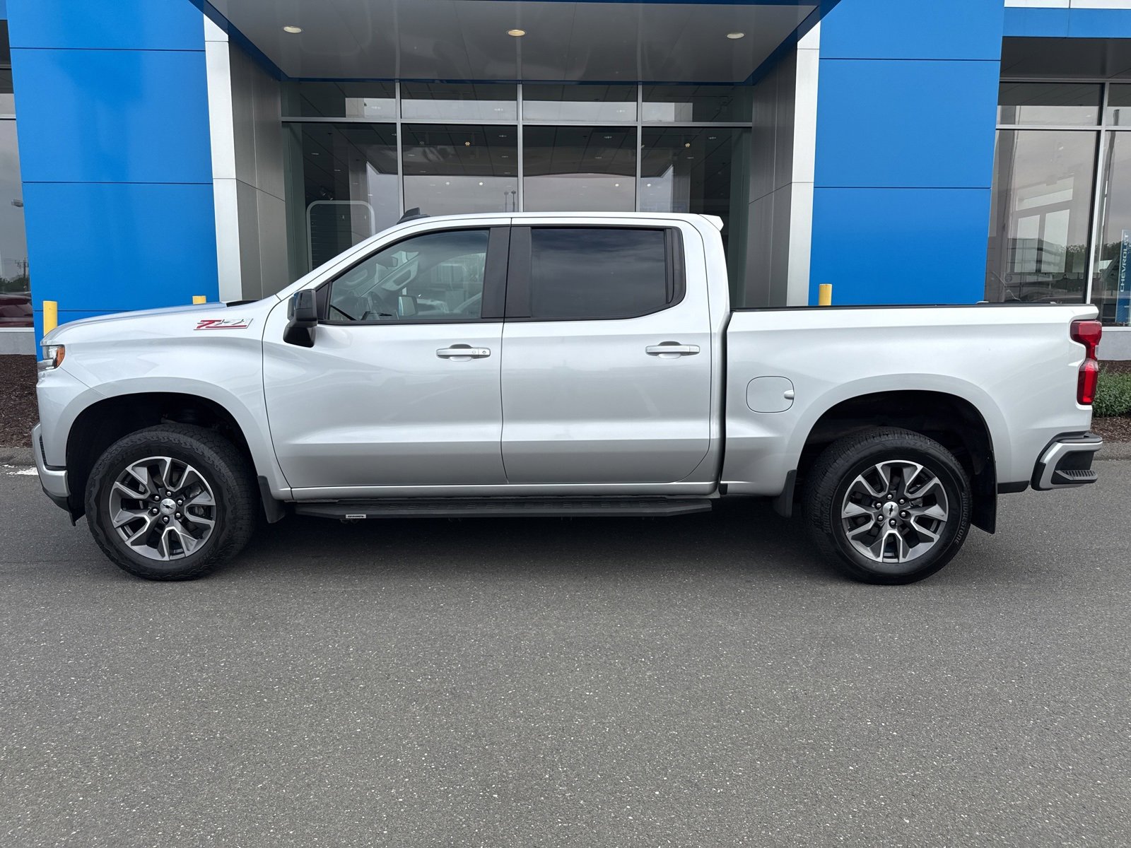 2022 Chevrolet Silverado 1500 RST photo 9