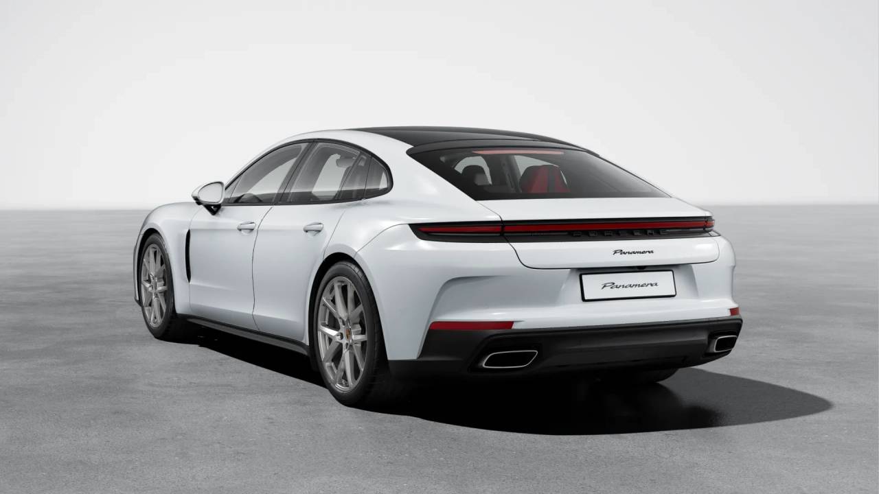 2026 Porsche Panamera 4 photo 2