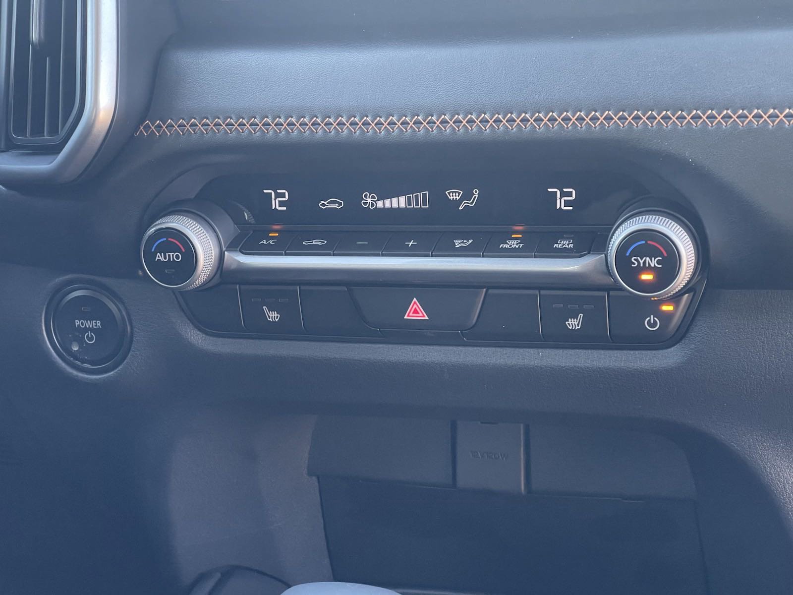 2025 Mazda CX-50 Premium photo 4