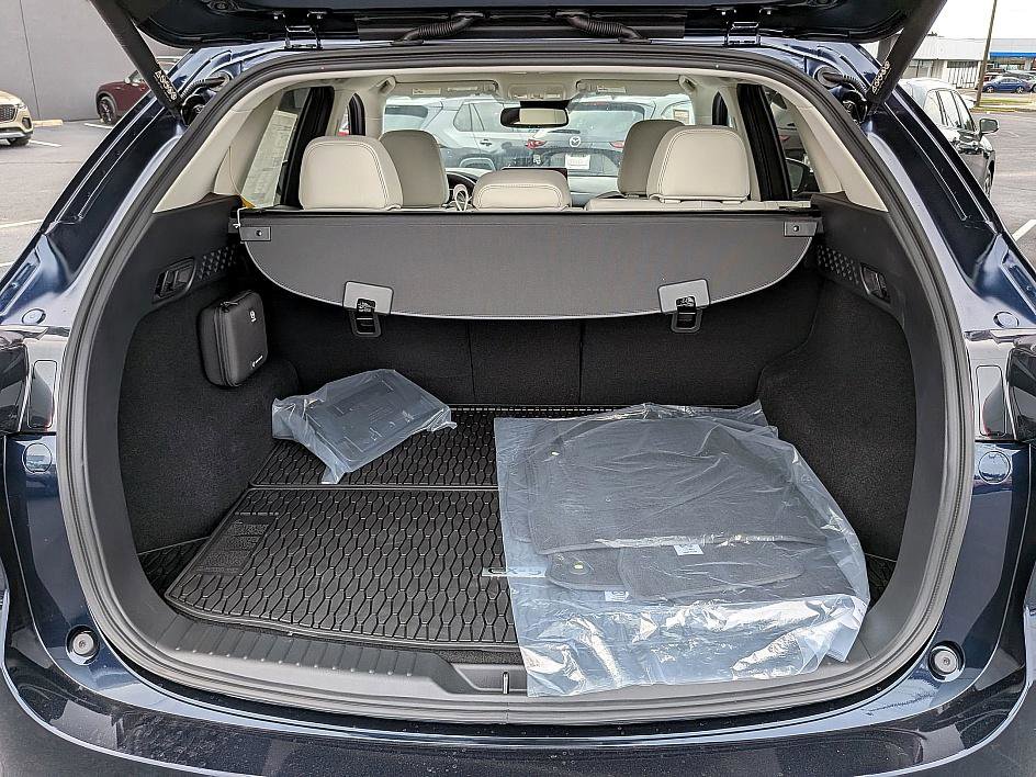 2025 Mazda CX-5 2.5 S Preferred photo 31