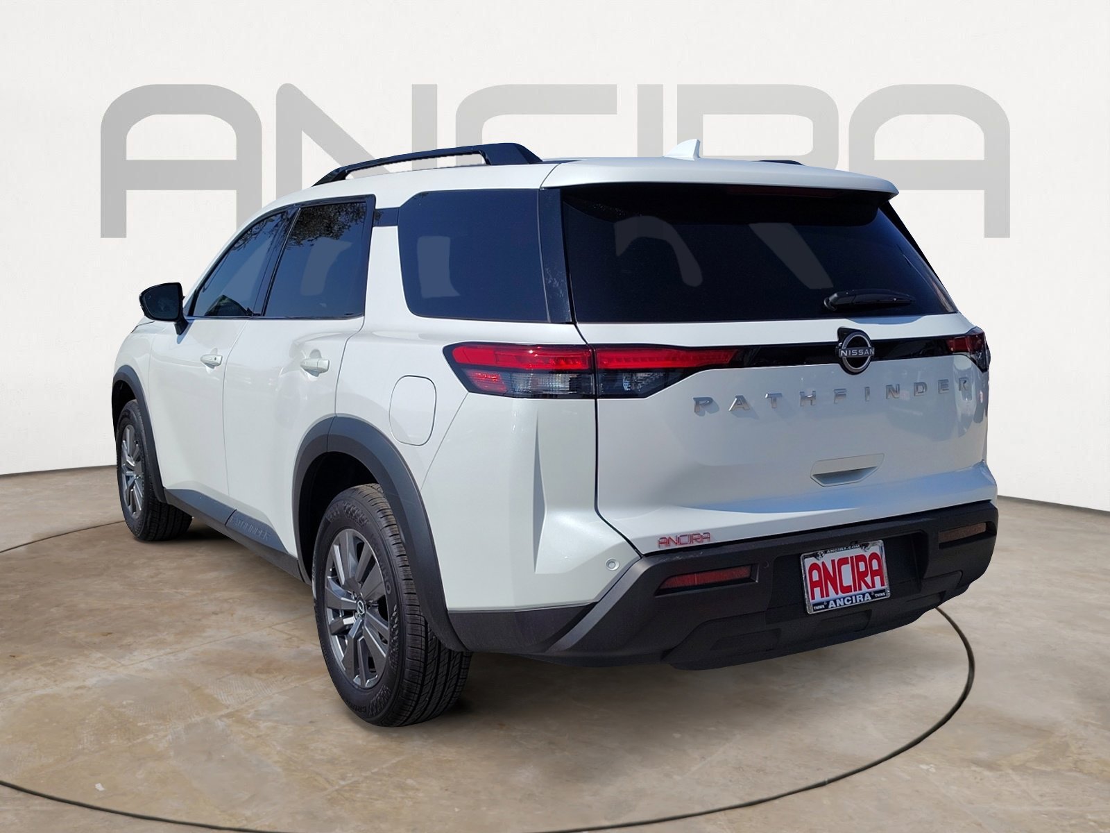 2025 Nissan Pathfinder SV photo 8