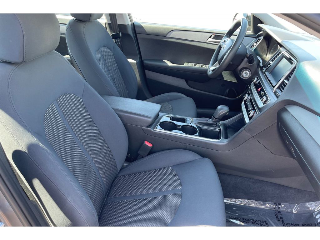 2018 Hyundai Sonata SE photo 18