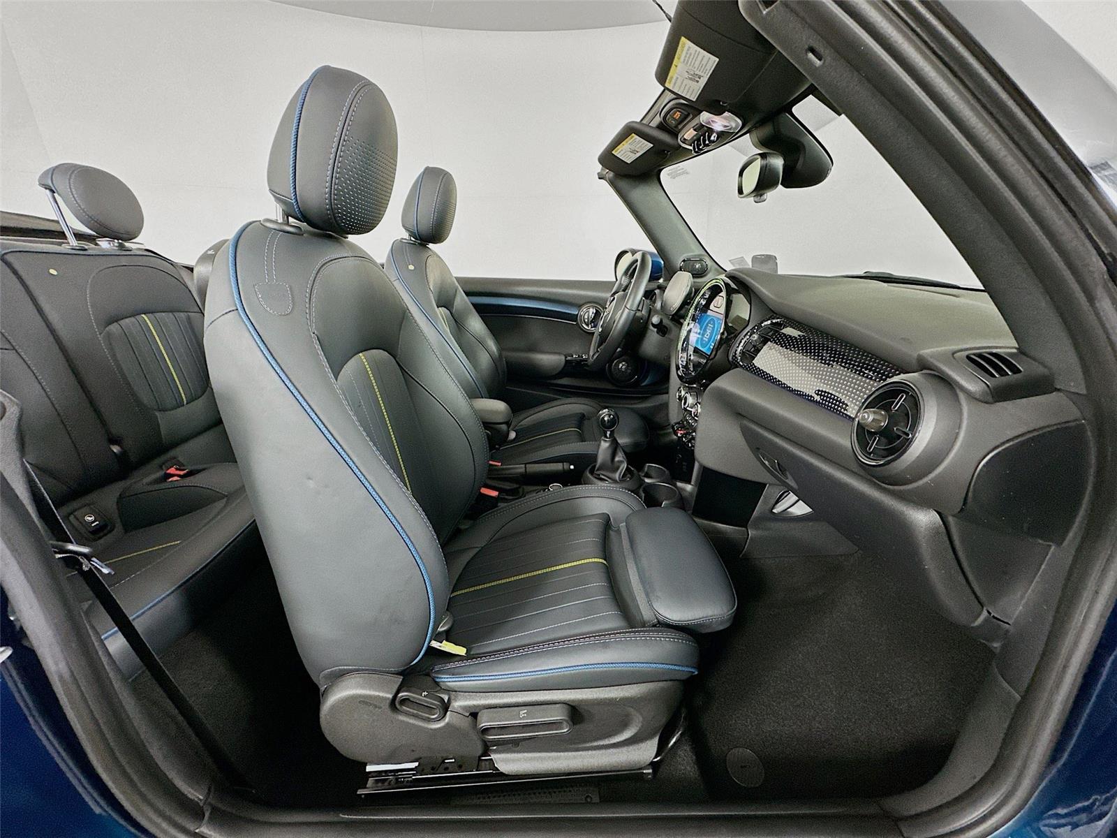 2022 Mini Cooper Convertible S photo 28