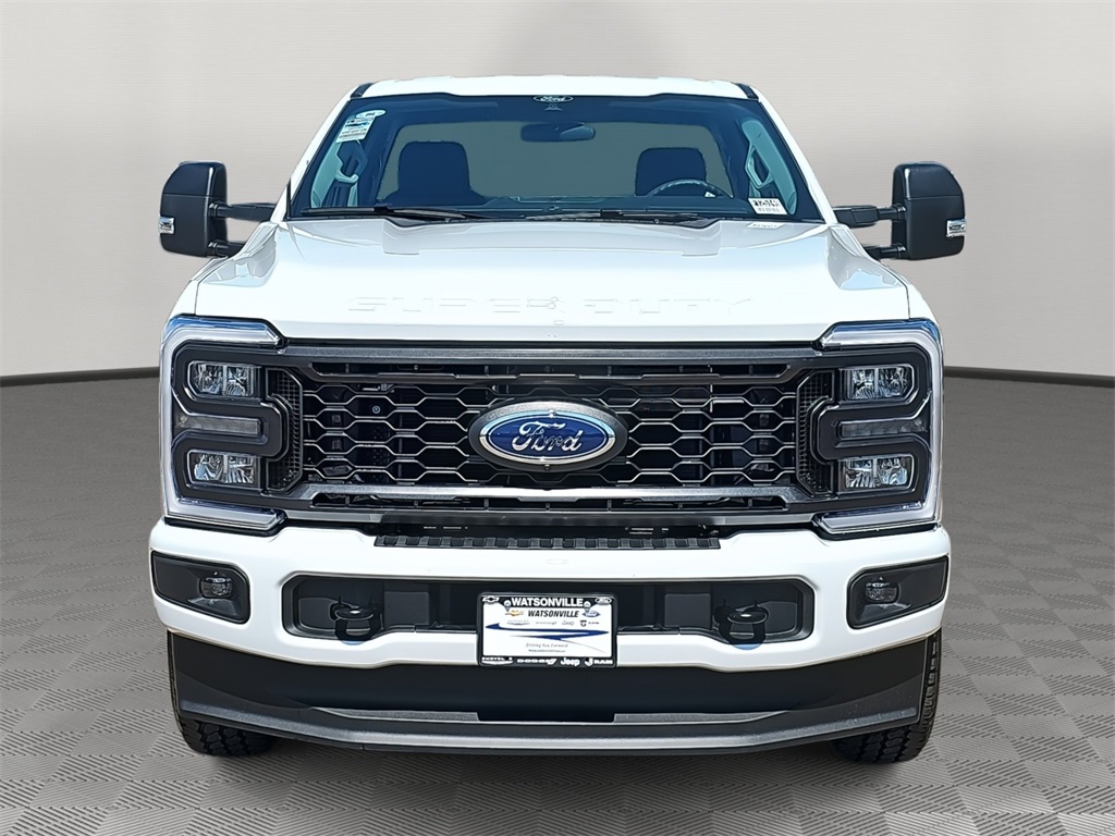 2025 Ford F-350 XL photo 8