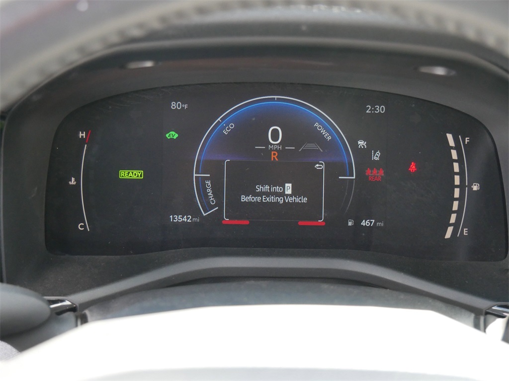 2025 Toyota Camry LE photo 21