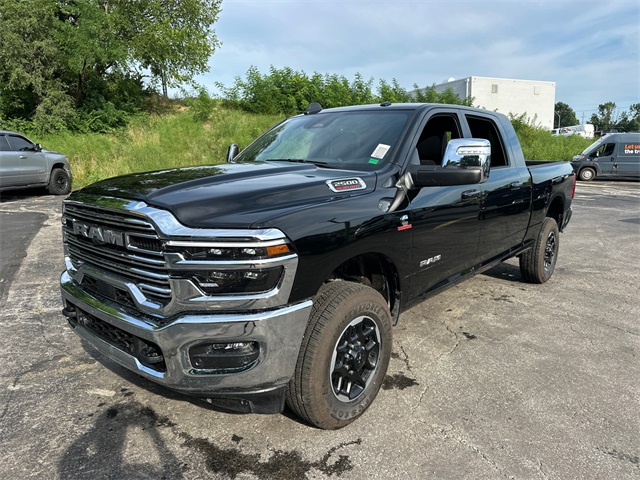 2025 Ram 2500 Laramie photo 2