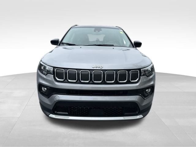2022 Jeep Compass Limited photo 9