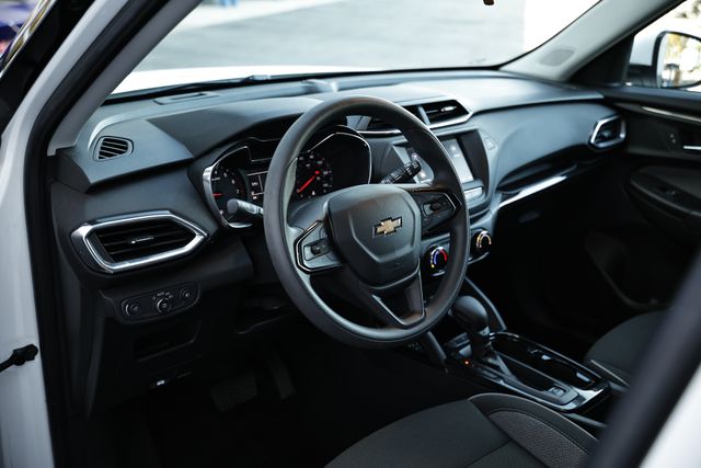 2023 Chevrolet Trailblazer LT photo 18