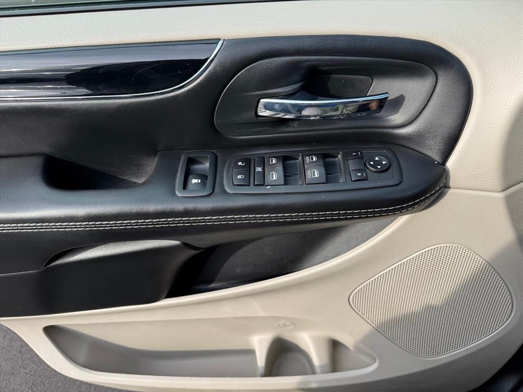 2020 Dodge Grand Caravan SXT photo 15