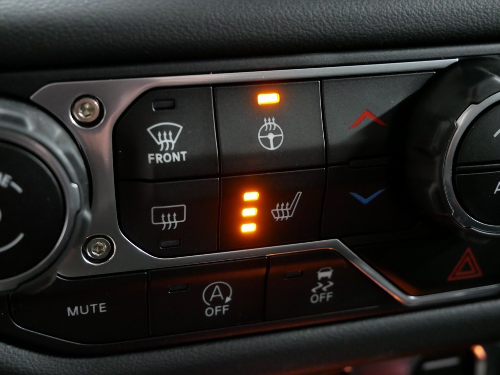 2025 Jeep Gladiator Sport photo 18