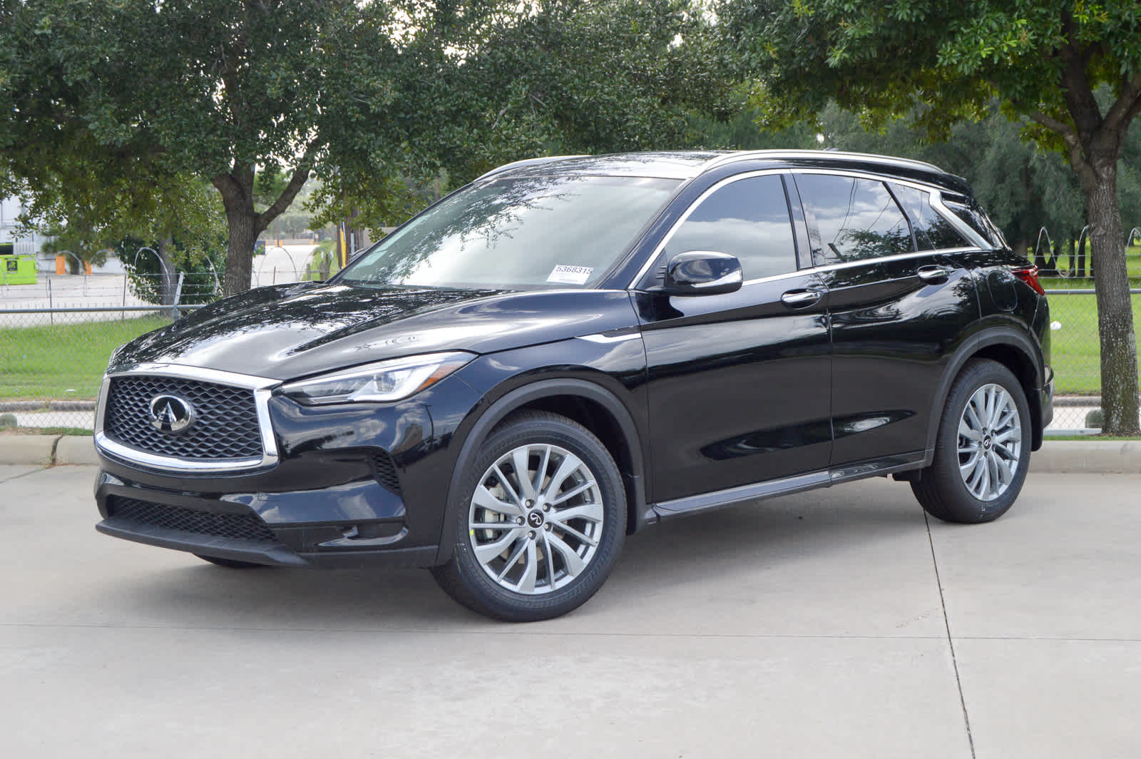 2025 INFINITI QX50 LUXE