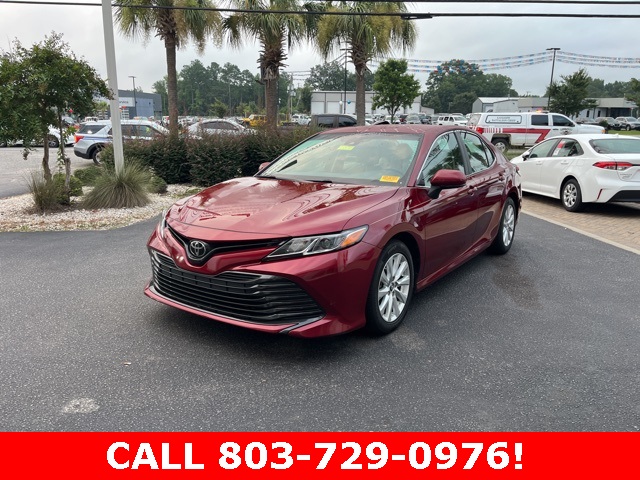 2018 Toyota Camry LE photo 32