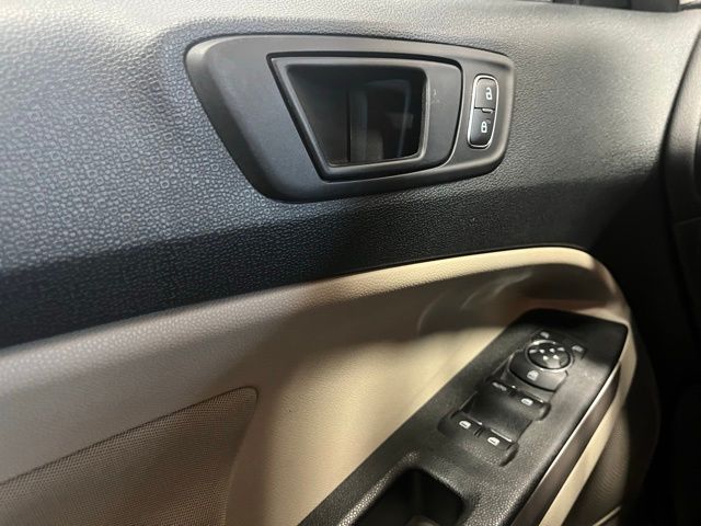 2022 Ford EcoSport S photo 11