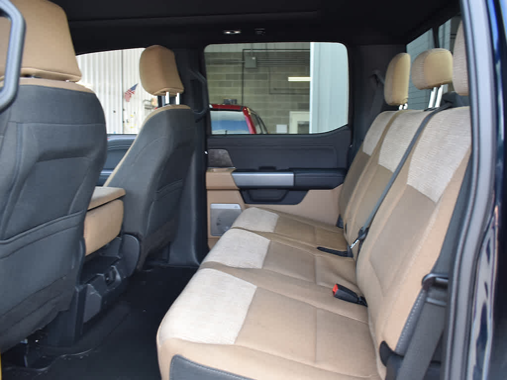 2024 Ford F-350 XLT photo 5