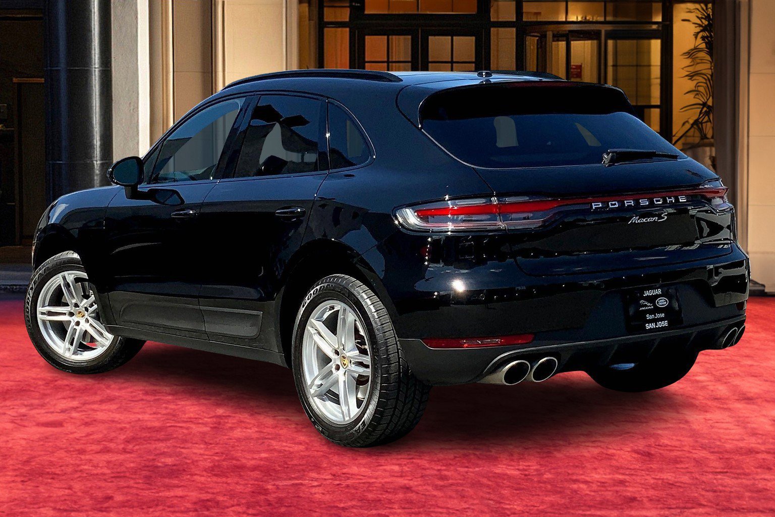 2021 Porsche Macan S photo 11