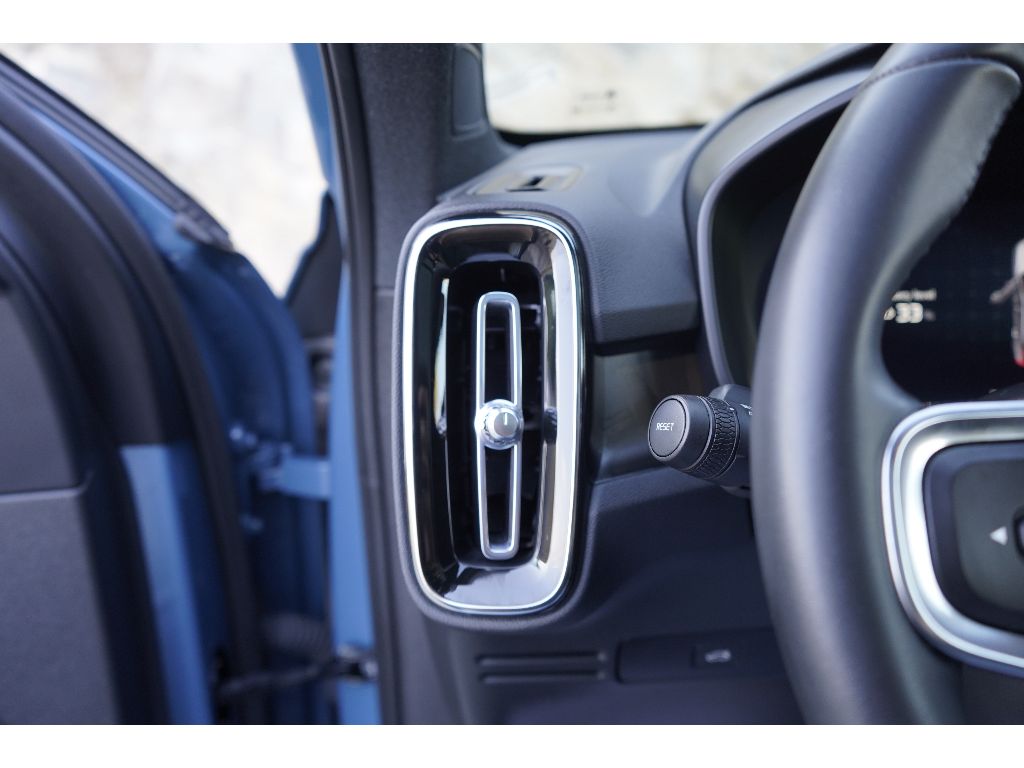 2023 Volvo C40 Recharge Plus photo 11