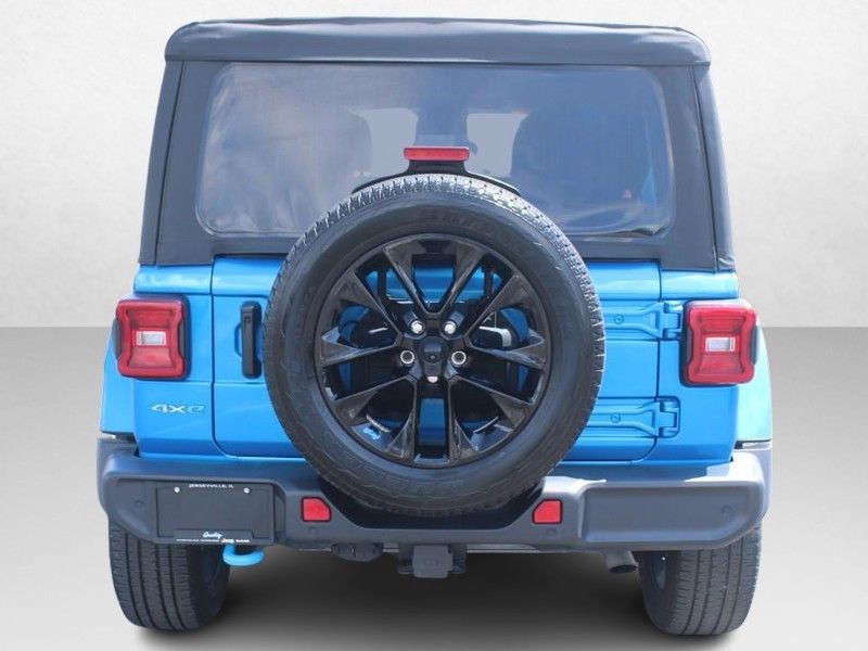 2022 Jeep Wrangler Unlimited Sahara 4xe photo 4