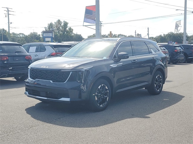 2026 Kia Sorento S photo 3