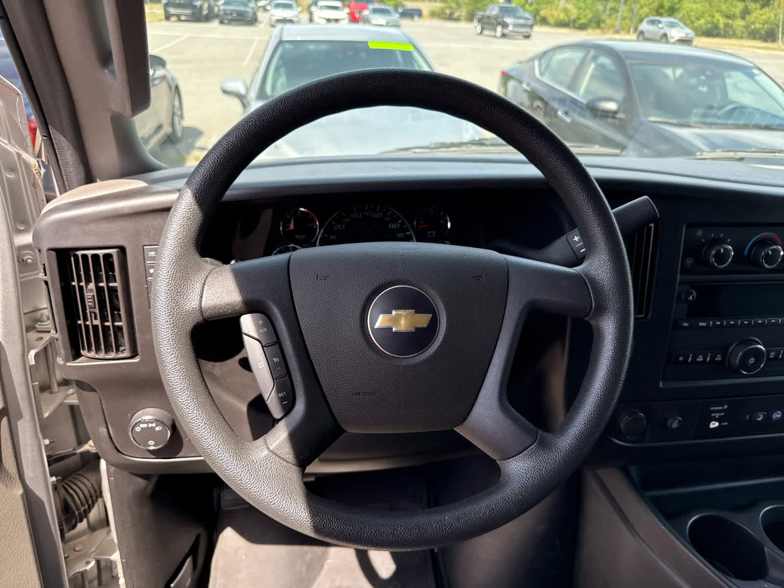 2023 Chevrolet Express Passenger LS photo 10