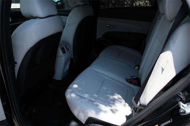 2025 Hyundai Tucson Limited photo 13