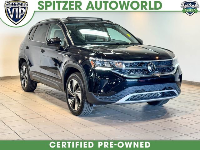 2024 Volkswagen Taos SE's photo