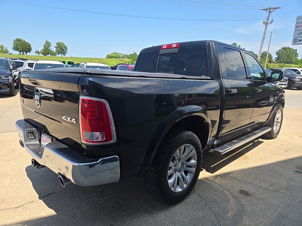 2017 Ram 1500 Laramie photo 11