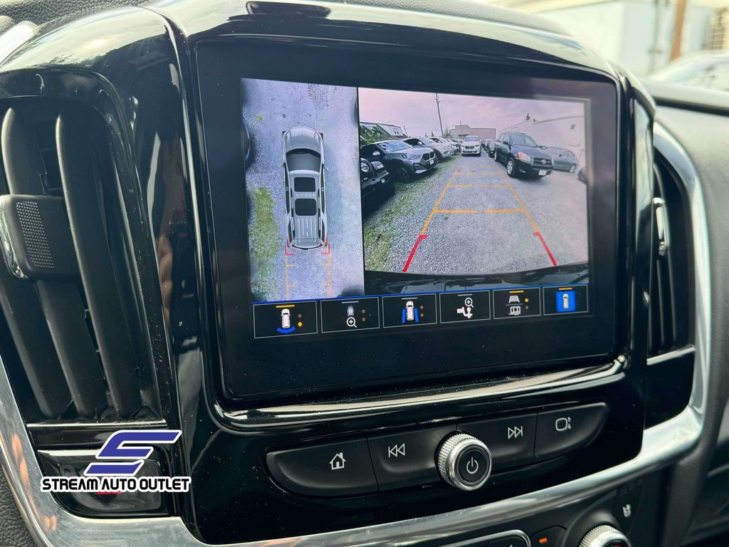 2023 Chevrolet Traverse High Country photo 23