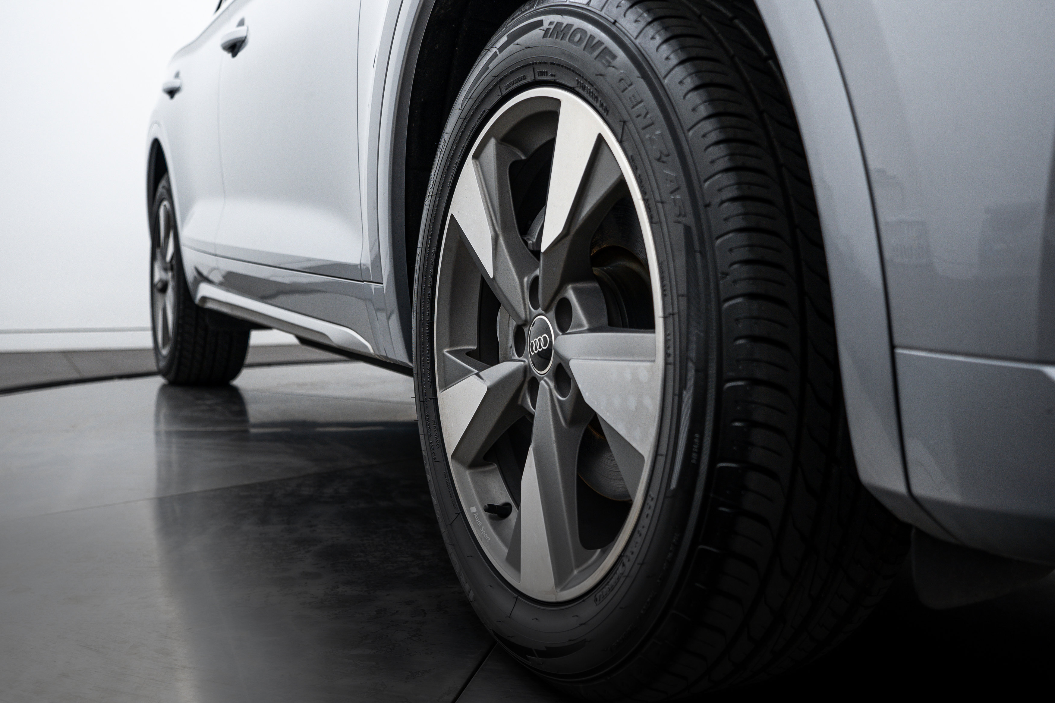 2022 Audi Q5 40 Premium Plus photo 15