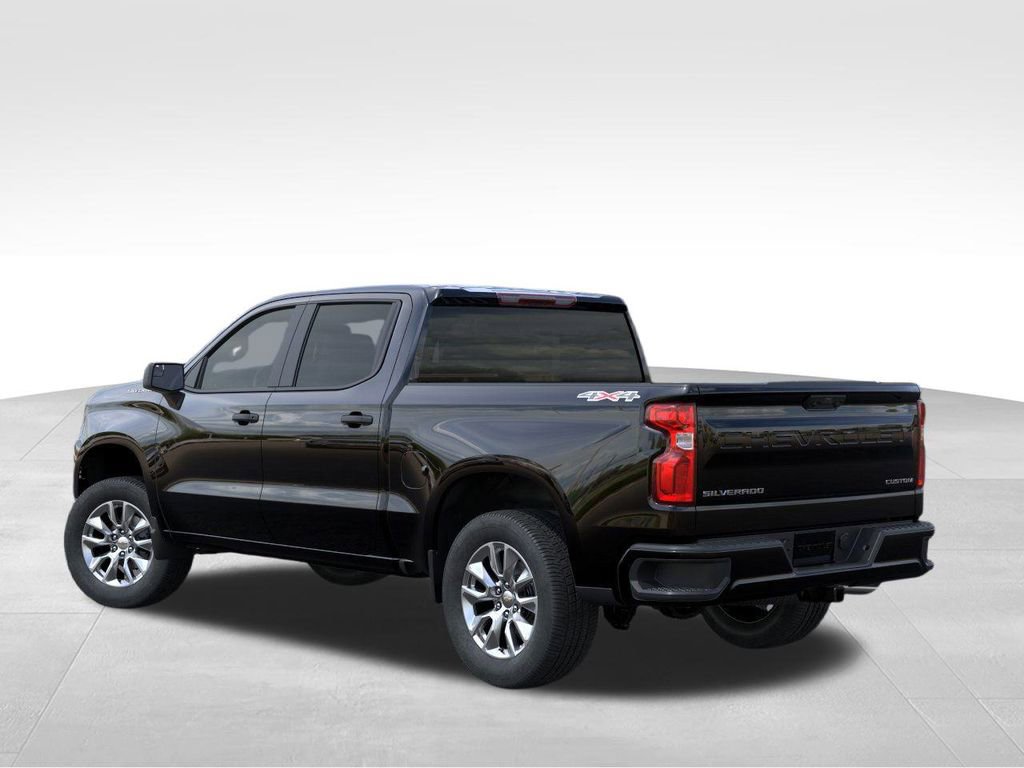 2025 Chevrolet Silverado 1500 Custom photo 4