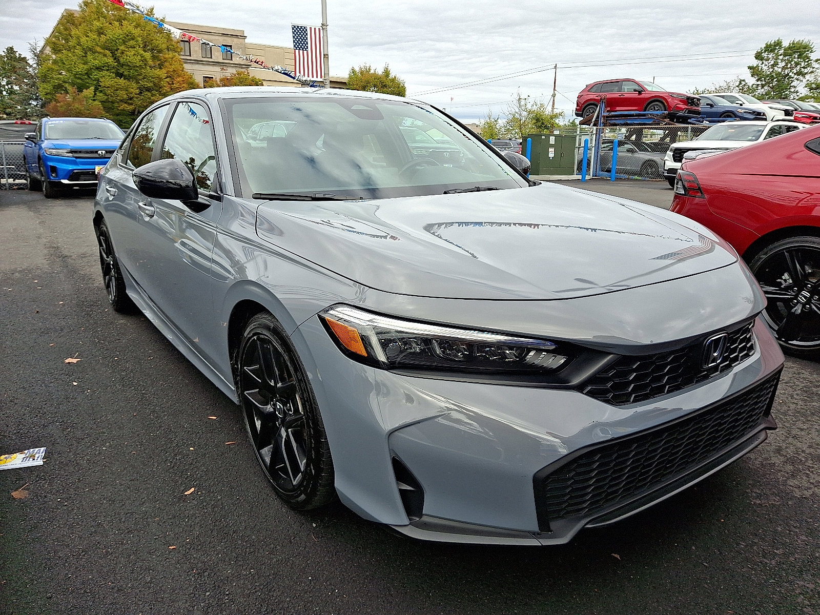 2025 Honda Civic Sport photo 2