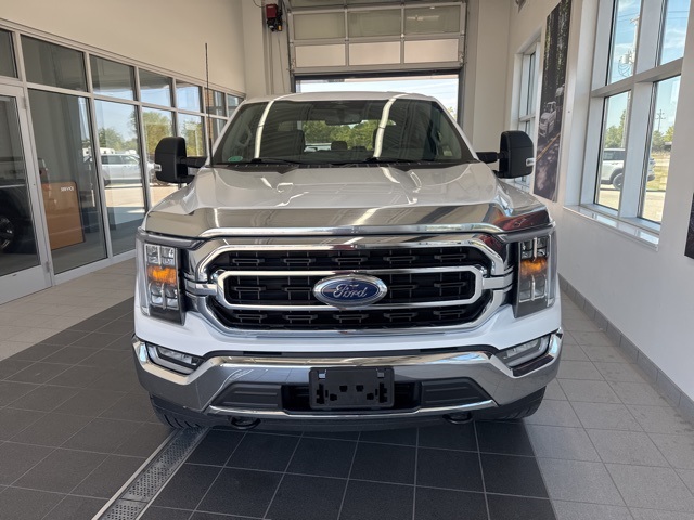 2023 Ford F-150 XLT photo 2