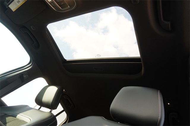 2025 Jeep Grand Cherokee Altitude X photo 30