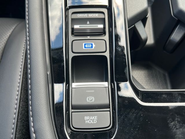 2025 Honda Accord Hybrid Touring photo 31