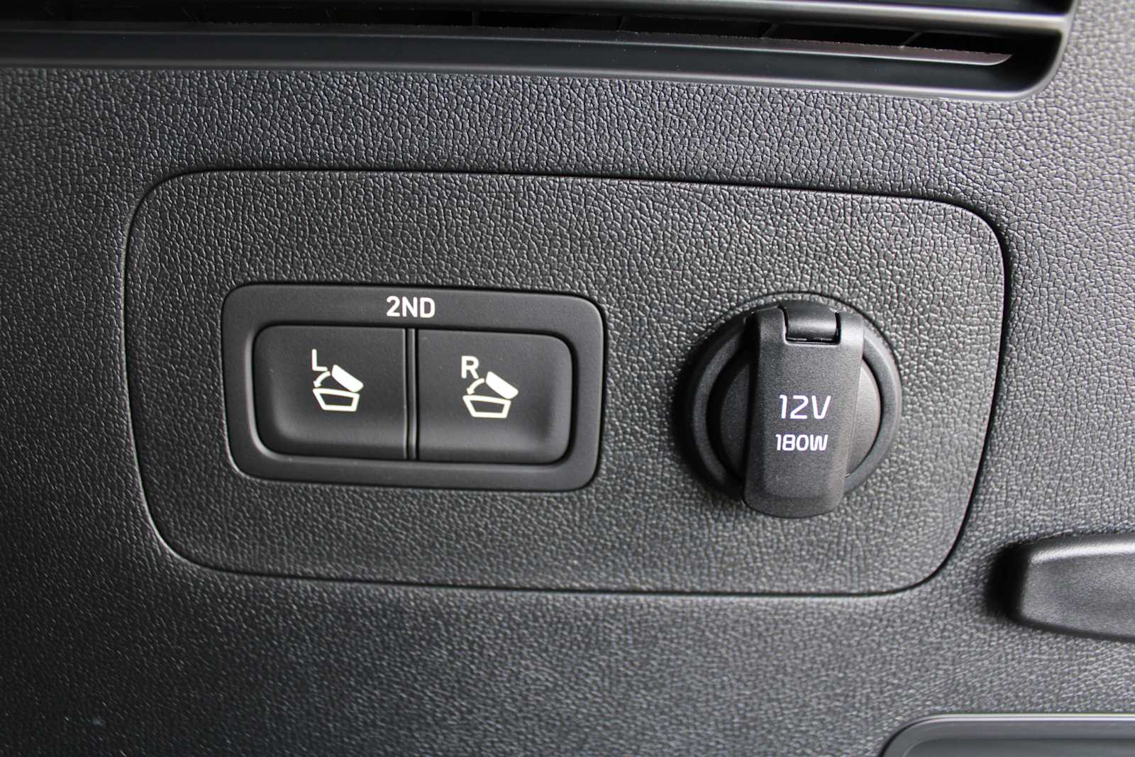 2026 Kia Sorento S photo 10