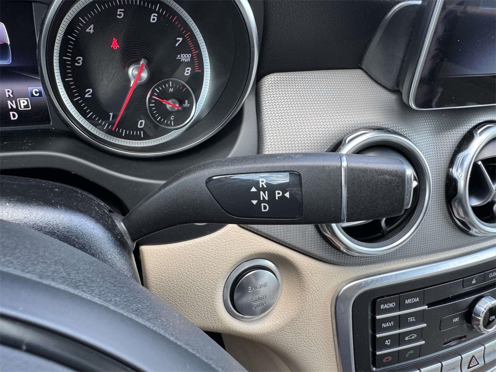 2020 Mercedes Benz GLA 250 4MATIC photo 20