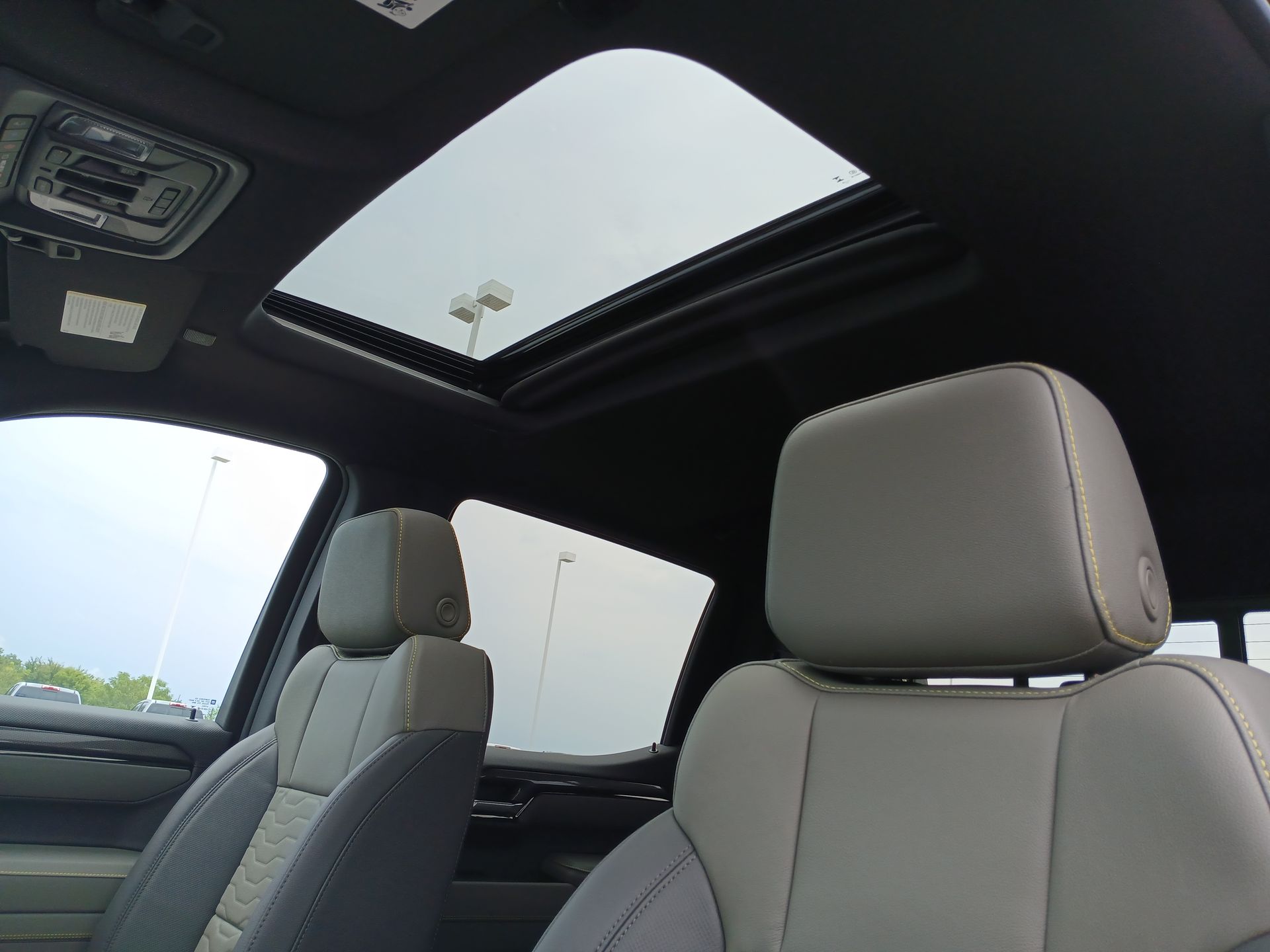 2025 Chevrolet Silverado 1500 ZR2 photo 18