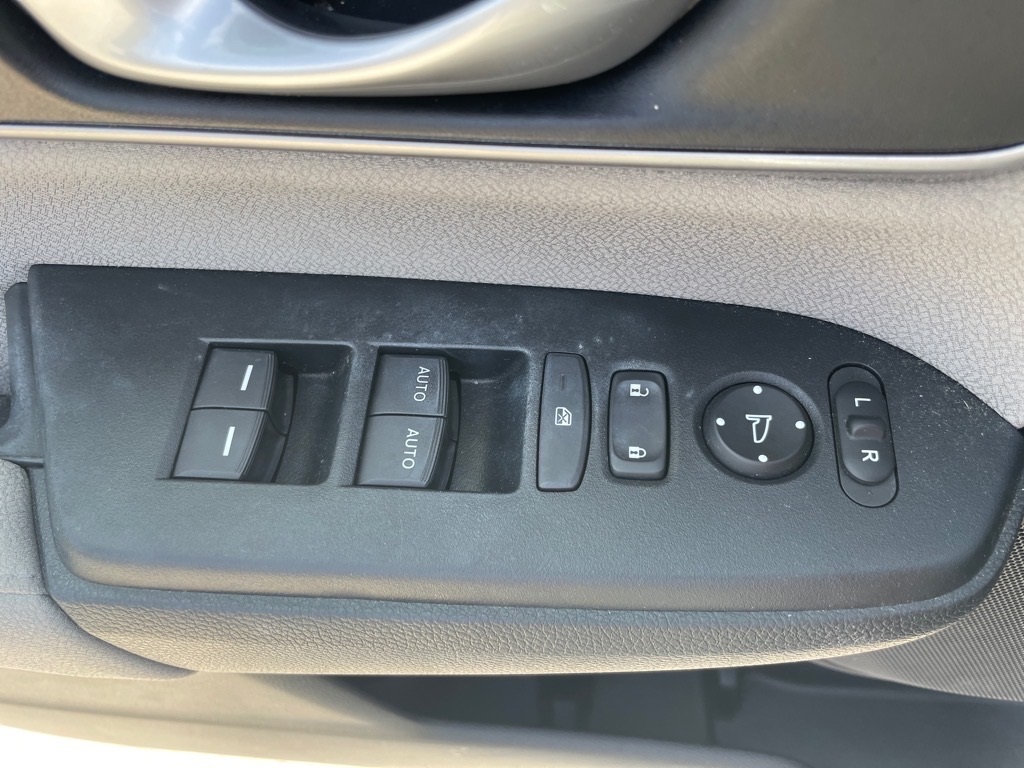 2022 Honda CR-V EX photo 12